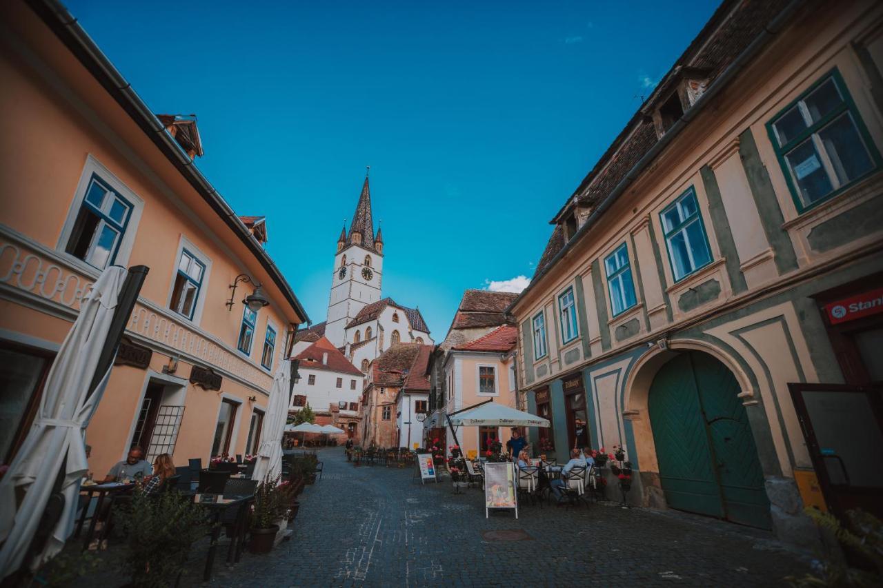 Authentic Old Town Retreat Apartment Sibiu Exterior foto